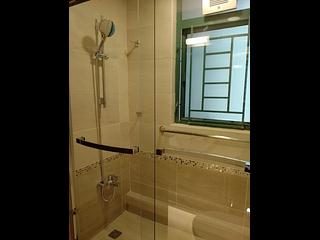 Sai Wan Ho - Grand Promenade Block 5 05