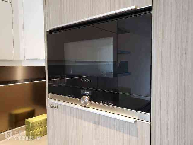 Shau Kei Wan - Lime Gala Block 1B 06