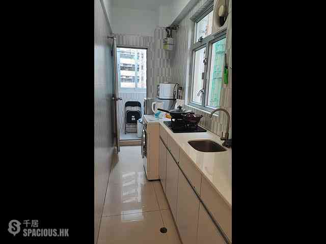 Sheung Wan - Shing Wan Building 05