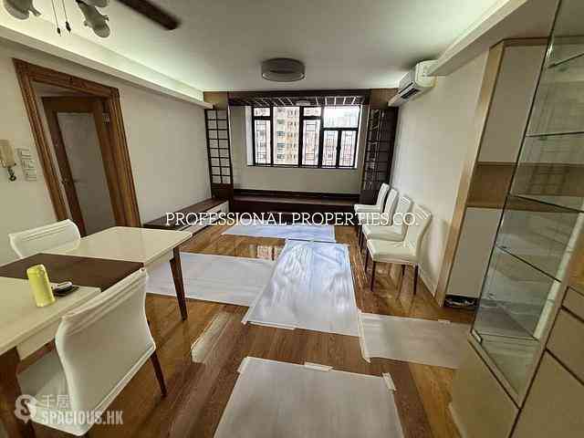 Mid Levels Central - The Grand Panorama Block 1 01
