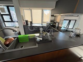 Mid Levels Central - Birchwood Place 05