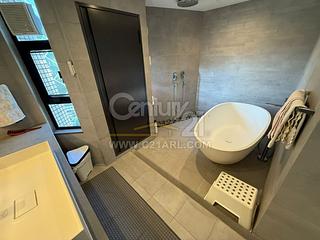 Mid Levels Central - Birchwood Place 06