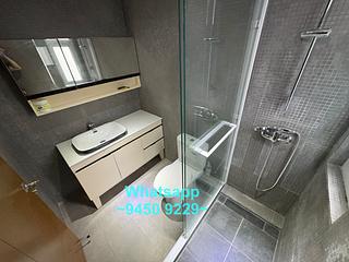 Sheung Wan - 245, Wing Lok Street 05