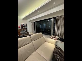 Tai Kok Tsui - Hampton Place 10