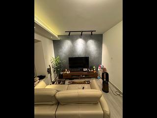 Tai Kok Tsui - Hampton Place 11