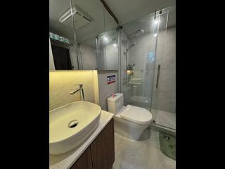 Tai Kok Tsui - Hampton Place 13