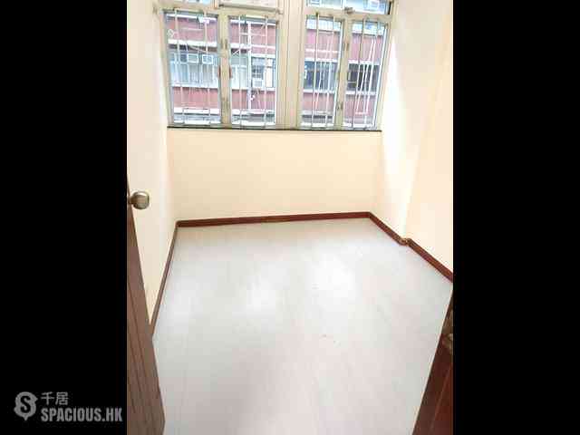 Causeway Bay - Wing Wah Building 05