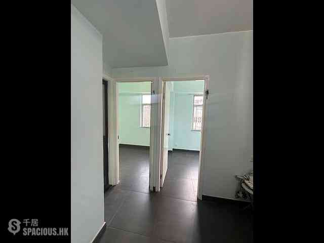 Jordan - Kam Chung Building 01