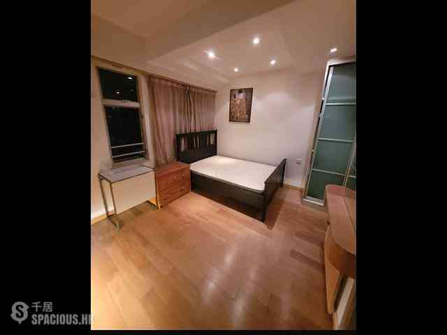 Wan Chai - Man Shek Building 01