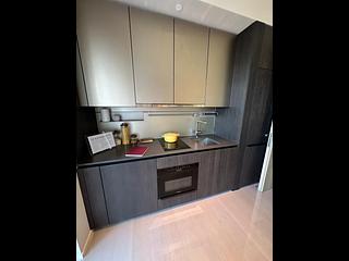 Wan Chai - 33 Kennedy Road 03