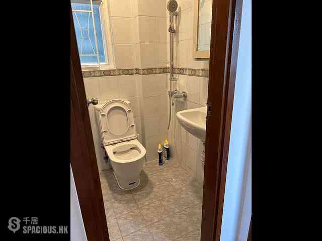 Causeway Bay - Bay View Mansion Block B 05