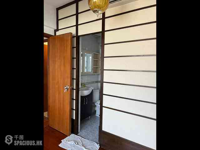 Causeway Bay - Bay View Mansion Block B 10