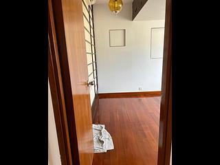 Causeway Bay - Bay View Mansion Block B 14