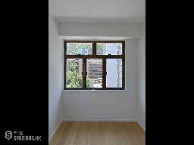 Shek Tong Tsui - Wing Ga Building 09