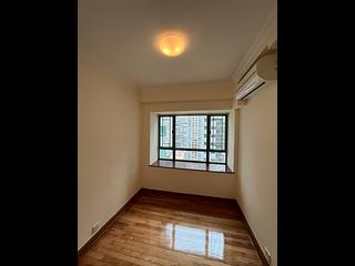 Mid Levels Central - Goldwin Heights 08
