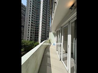 Mid Levels West - Fook Wah Mansions 02