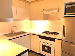 Wan Chai - Convention Plaza Apartments 07
