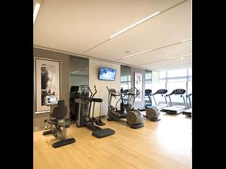 Wan Chai - Convention Plaza Apartments 18