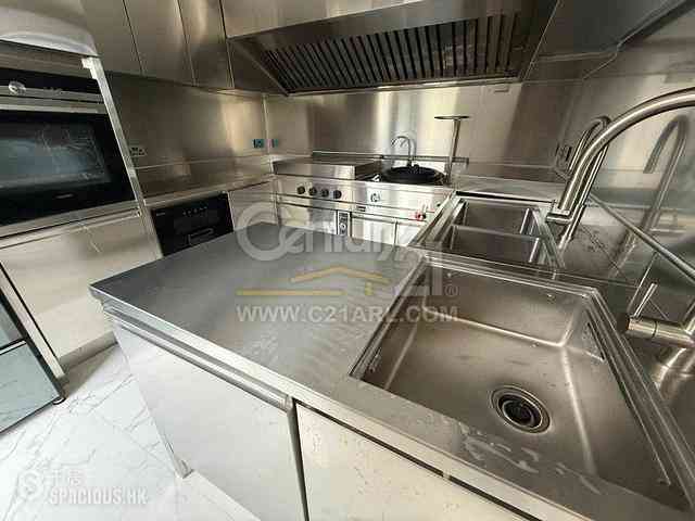 The Peak - Watford Villa 20