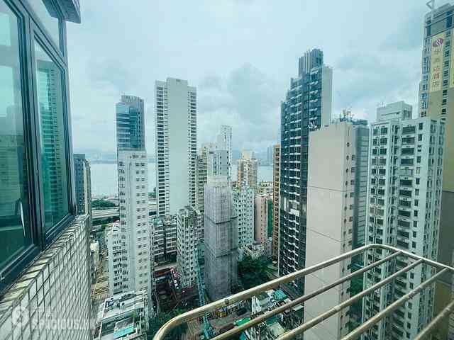 Sai Ying Pun - Fung King Court 06