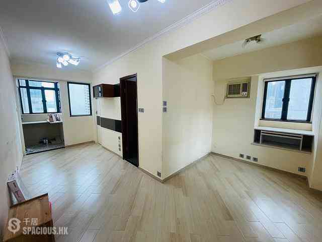 Sai Ying Pun - Fung King Court 10