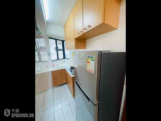 Sai Ying Pun - Fung King Court 12