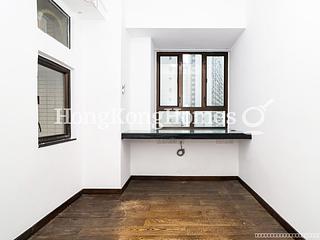 Mid Levels Central - Robinson Heights 06