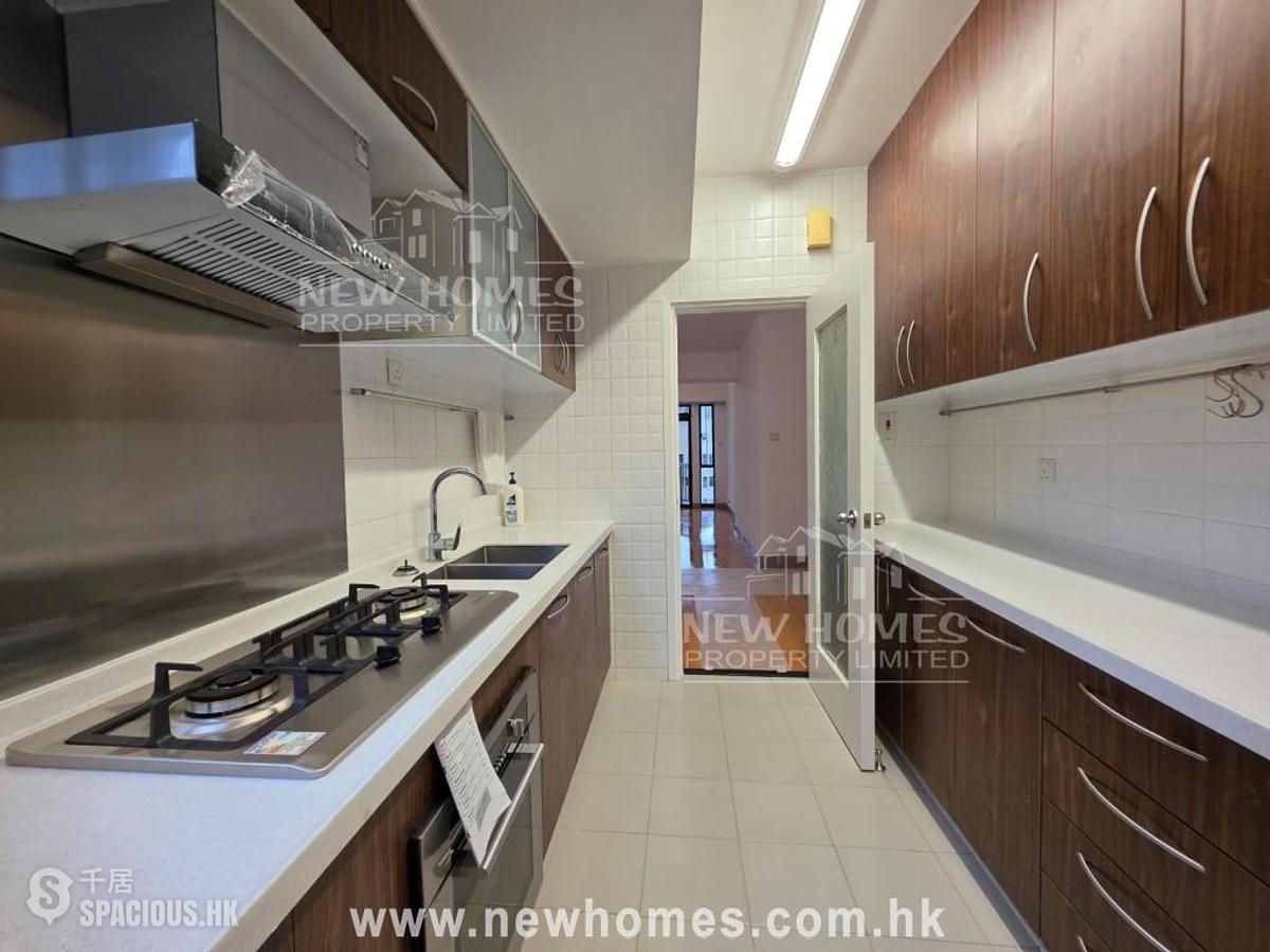 Happy Valley - Ventris Place 01