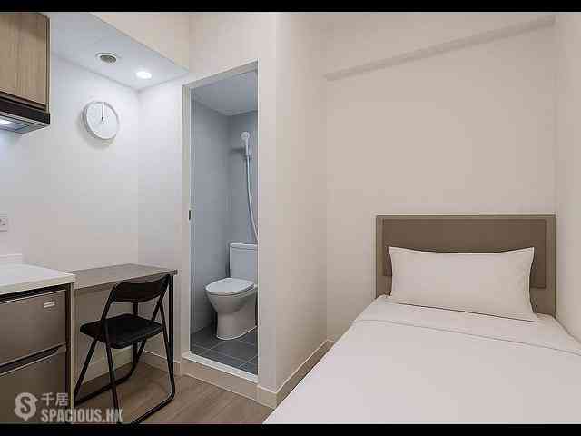 Yau Ma Tei - Man Shing Building 01