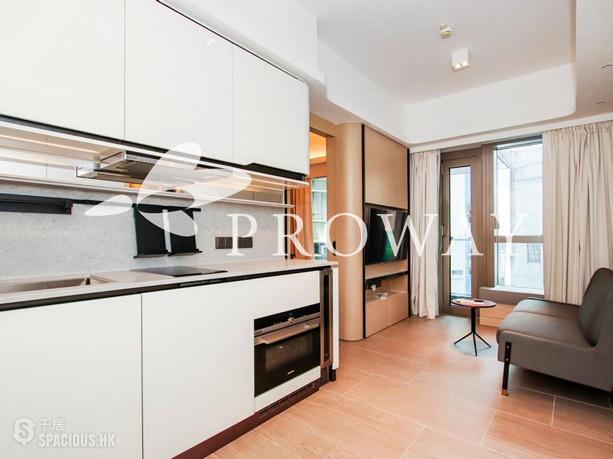 Mid Levels Central - Townplace Soho 01