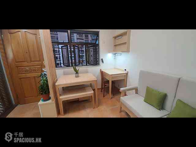 Sai Ying Pun - Good View Court 01