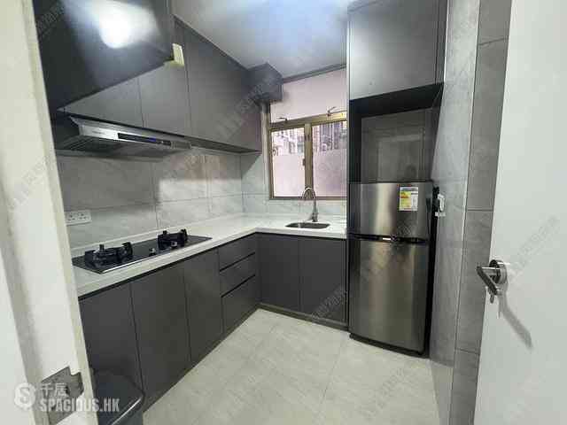 Tai Po - Classical Gardens Phase 2 03