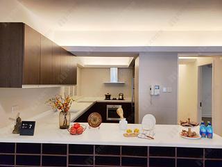 Mid Levels Central - Kam Yuen Mansion 05