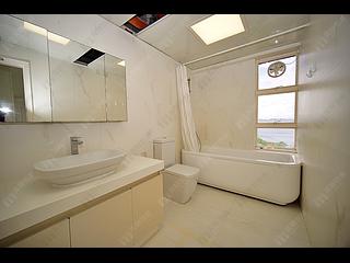 Repulse Bay - Ruby Court 08