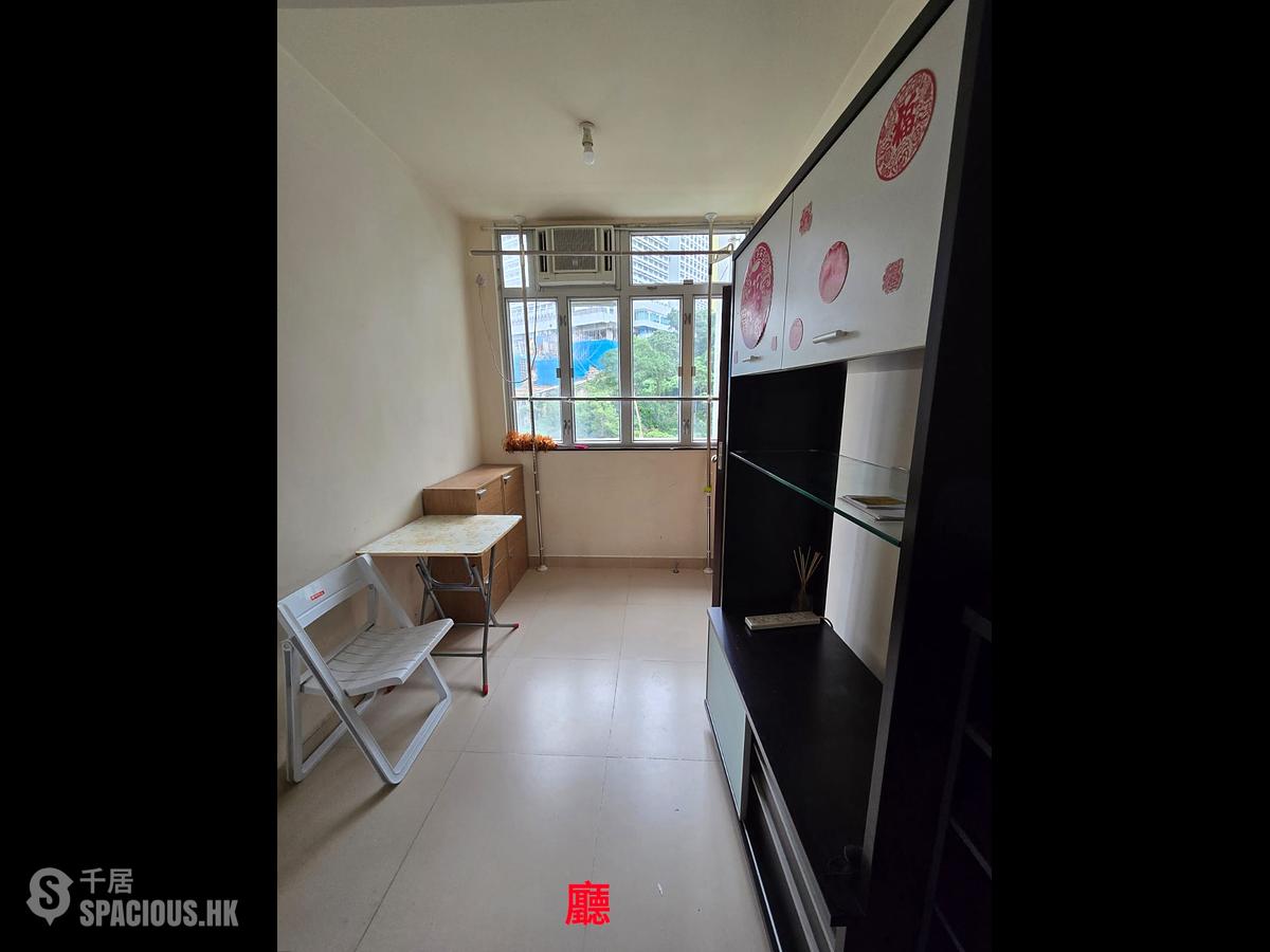 Kennedy Town - Smith Court 01
