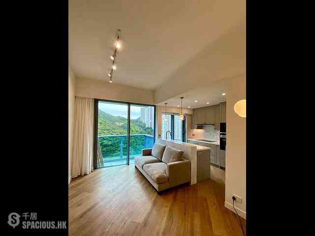 Ap Lei Chau - Larvotto 01