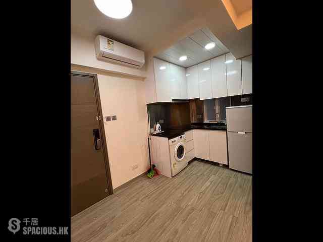 Sai Ying Pun - Tin Hing Building 05