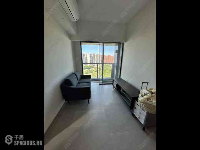 Tai Po - University Hill Phase 2A Marina Tower 5B 01