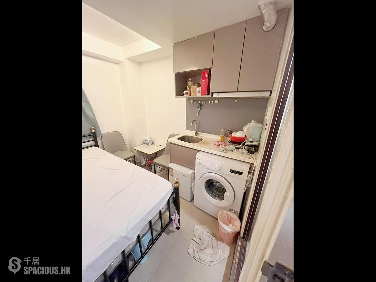 Sheung Wan - Yau Sing Building 01