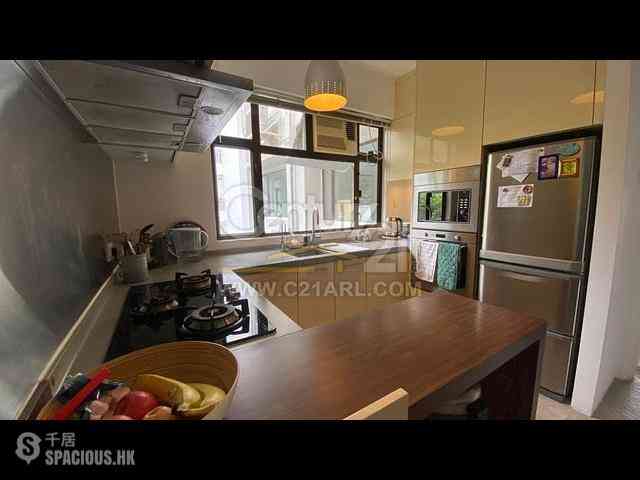 Pok Fu Lam - Cape Mansion Block A 10