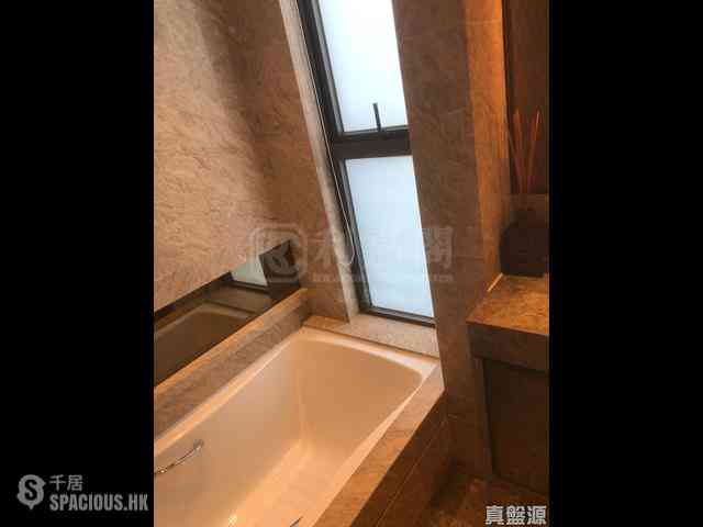 North Point - Victoria Harbour Phase 1B Tower 2 10