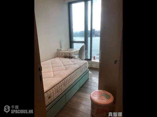 North Point - Victoria Harbour Phase 1B Tower 2 12