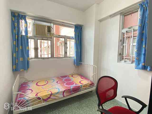 Sai Ying Pun - Kwan Yick Building Phase 3 03