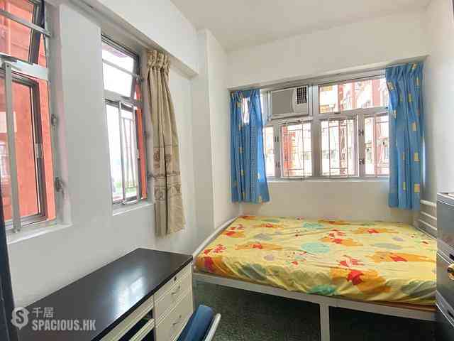 Sai Ying Pun - Kwan Yick Building Phase 3 04