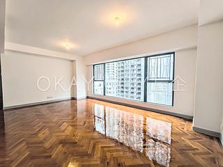 Mid Levels Central - 62B, Robinson Road 02