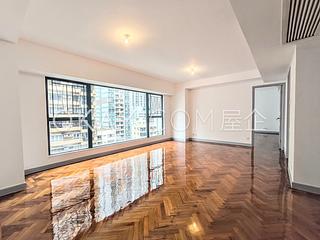 Mid Levels Central - 62B, Robinson Road 04