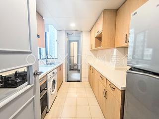 Mid Levels Central - 62B, Robinson Road 12