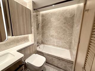 Wong Chuk Hang - The Southside Phase 4A La Montagne I Tower 2B 09