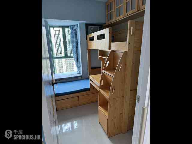 Tseung Kwan O - The Grandiose Block 2 04