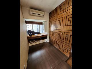 Mid Levels West - Bonham Court 03